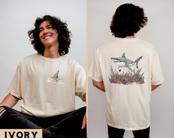 Vintage Shark Shirt, Ocean Lover Gift, Ocean Shark Themed Tee, Sea Life Wildlife Art, Retro Shark Graphic Tee, Shark Lover T-Shirt,