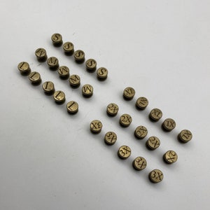 Rivetti a vite Chicago in bronzo con testo personalizzato con logo, rivetti con chiusura in pelle con marchio personalizzato