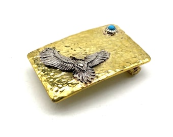 Hebilla de águila dorada con piedra turquesa para cinturón artesanal de cuero hecho a mano