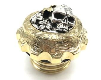 Brass Skull Motorcycle Gas Cap Fuel Tank Caps Cover Mount For Retro Motor Bike 883/x48/1200,Hand Engraved,Sterling Silver Skull Ornament