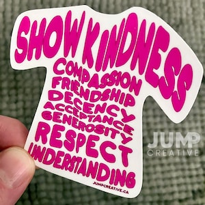 Sticker chemise rose pour le jour // Soutenez la sensibilisation à la gentillesse // Sticker imperméable anti-intimidation // Parfait pour les bouteilles, les ordinateurs portables, les agendas, les cahiers