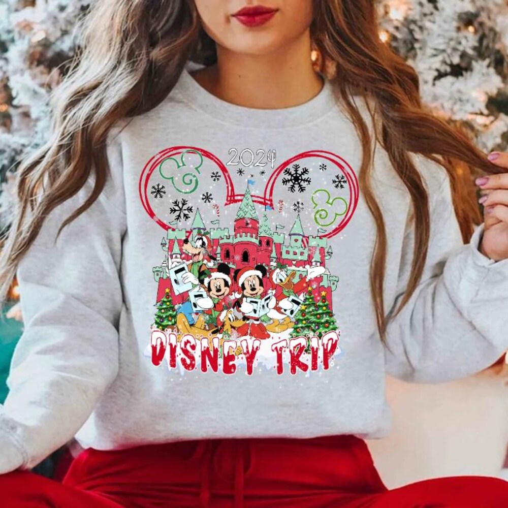 Peckshirt Custom Disney Christmas 2025 Shirts, Disneyworld Christmas Shirts, Disney Vacation T-Shirt, Disney Couple, Disney, Disney Trip, Disney Trip 2025