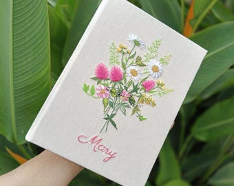 Presente personalizado para mãe, caderno bordado à mão personalizado, caderno de tecido feito à mão, diário personalizado, caderno de margaridas, caderno personalizado