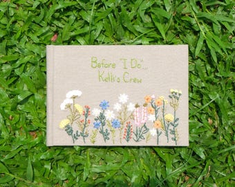 Libro de firmas de boda bordado a mano, libro de firmas floral personalizado, libro de recuerdos de lino personalizado, regalo de boda único hecho a mano.