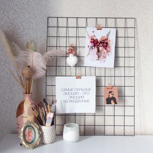 Hanging Wire Moodboard Wall Grid, Custom Size Metal Photo Display Board with Clips, Decorative Memo Organizer for Polaroids, Notes & Posters