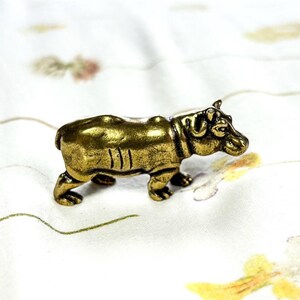 Vintage Brass Hippo Paperweight, Animal Figurine, Mid Century Desk Accessory, Office Decor, Collectible Hippopotamus Sculpture