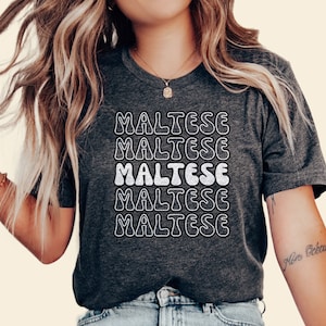 Maltese Mom Shirt: Outline Style Dog Tee