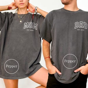 Custom Mom Dad Comfort Colors® T-shirt, Personalized Mama & Dad Pocket Shirt, Pregnancy Announcement Tee, Matching Parents Outfit Gifts
