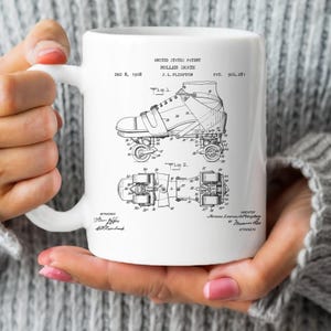 Vintage roller-skate from 1908 from US Patent Office. Mug gift for roller-skater, rollerskating, sports, rollerskater, rollerskate