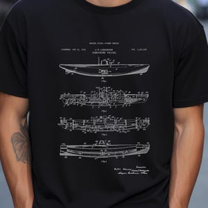 Vintage naval submarine design from 1919 from US Patent Office. T-shirt gift for navy, naval officer, sailor, submarine, military, US fleet