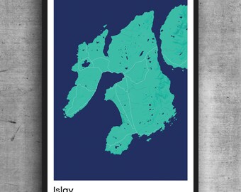 Minimalistisches Poster von Islay. Hochwertiges, farbenfrohes Poster der Insel Islay auf Qualitäts-Kunstpapier
