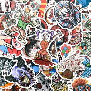 Pacote com 100 adesivos de palhaço assustador, adesivos de palhaço assustador, adesivos de Halloween malignos, adesivos à prova d'água para diário, álbum de recortes, laptop