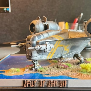 Razer Crest, The Mandalorian | (1:100 scale)  28 cm long star wars model | 3d print | Unpainted