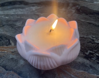 Candle in a flower-shaped pot