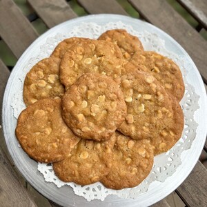 Gourmet White Chocolate Macadamia Nut Cookies