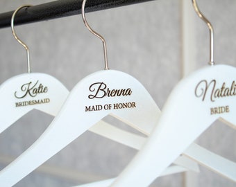 Custom Bridal Hanger, Wooden Wedding Dress Hanger, Bride Hanger for Wedding Dress, Maid of Honor Gifts, Personalized Bridesmaid Hanger