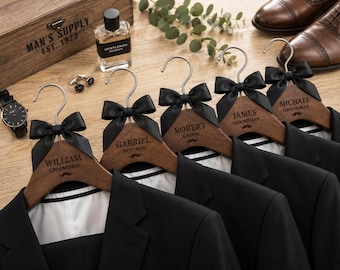 Personalized Groomsmen Hanger, Custom Wedding Suit Hanger,Best Man gift, Engraved Wooden Tuxedo Hanger, Groom Wedding Photo Prop,Groom Party