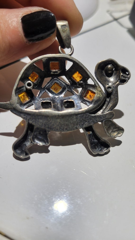 Amber and silver turtle pendant vintage - image 3