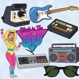 Może przedstawiać: Ilustracja w stylu retro przedstawiająca r&oacute;żne ikony z lat 80., w tym kasetę z napisem "Stand by Me", niebieską gitarę elektryczną, aparat Polaroid, magnetofon, kontroler Nintendo, okulary przeciwsłoneczne Ray-Ban i kobietę w r&oacute;żowo-ż&oacute;łtym body. Ilustracja jest umieszczona na r&oacute;żowo-niebieskim tle z tr&oacute;jkątem, na kt&oacute;rym widnieje napis "Made in the 80s".