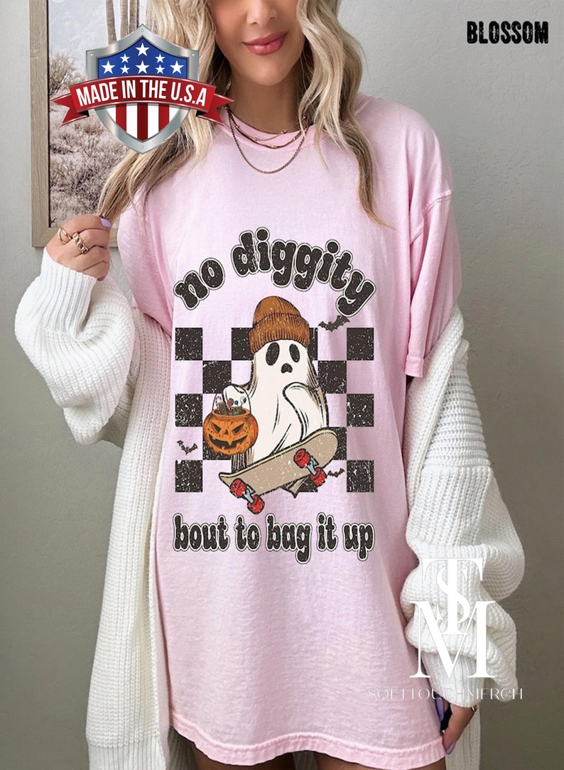 No Diggity Bout to Bag It Up: Comfort Colours Tee, Plus Size Halloween ...