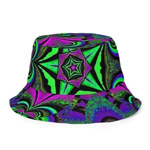 Psychedelic Stoner Raver Reversible Bucket Hat, Weird Weed Leaf 420 Festival Fashion Accessory, Kaleidoscope Star Trippy Cannabis Art