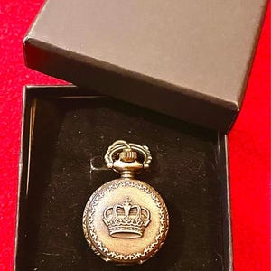 Royal Crown Taschenuhr zum Verschenken oder Sammeln
