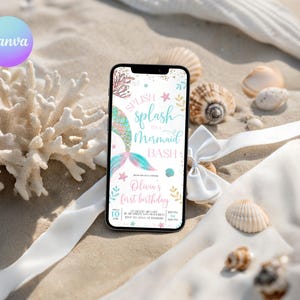 Op de afbeelding: Een smartphone met een digitale uitnodiging voor een verjaardagsfeestje met zeemeermin-thema. Het scherm toont een kleurrijke illustratie van een zeemeerminstaart, koraalaccenten en de tekst Splish splash it's a Mermaid BASH.