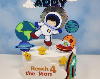 Astronaut Cake Topper / Space Cake Topper / Space Birthday Party