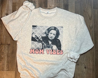 Mom Vibes Tee: Retro Style Unisex Fit