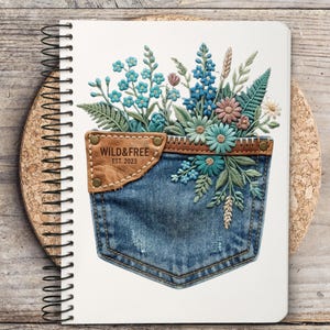 Paquete PNG de flores del oeste para sublimación, diseño de bota vaquera con flores silvestres en el bolsillo de mezclilla, camisa bohemia campestre, regalo para vaquera, descarga digital DTF