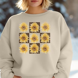 Sunflower Sweatshirt, Fun fall  and winter party wear, perfect for a gardener, sunflower lover, Sunflower Sweatshirt, Cottagecore Sweater