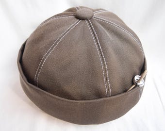 Handmade Docker Cap in 100% deadstock cotton. Size L High- Quality Sustainable Gift.
