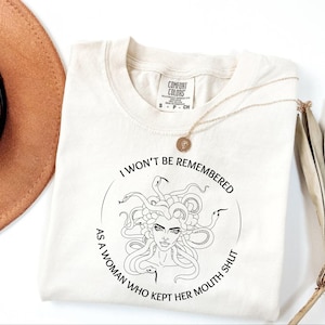 Camiseta feminista, no me recordarán como una mujer que mantuvo la boca cerrada, camiseta para mujer, camiseta con cita feminista, camiseta con declaración atrevida