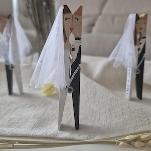 Mollette Segnaposto Matrimonio Personalizzate Dipinte a Mano | Clip Legno Tema Sposi | Decorazioni Tavolo Nozze | Bomboniere Originali