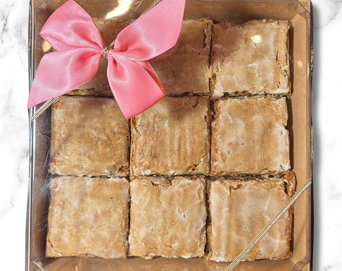 Traditional Gourmet  SWISS LECKERLI – 12 Bars | Spiced handcrafted Honey Bars