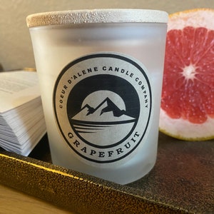 Handmade 10oz Grapefruit Candle