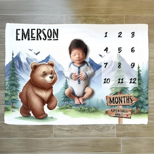 Bear Baby Milestone Blanket, Mountains Milestone Blanket, Monthly Growth Tracker, Personalized Baby Blanket, Baby Shower Gift, New Baby Gift