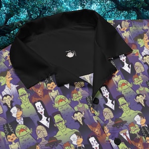 クラシック映画モンスター柄ボタンダウンシャツ：ホラー映画テーマのハワイアンスタイルボタンアップシャツ