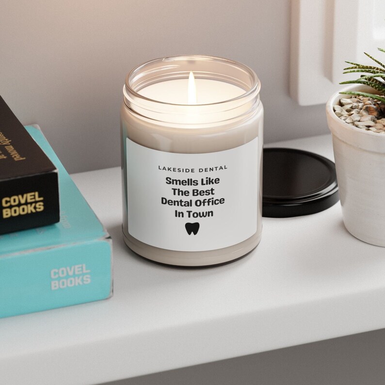 Personalized Dental Office Gift, Dental Office Candle, Gift For Dentist, Best Dentist, Custom Dental Office Decor, Funny Dentist Gift afbeelding 3