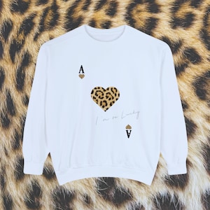Lucky Girl Sweatshirt, Y2K Sweatshirt, Leopard Print Sweatshirt, Coquette Sweatshirt, Star Girl Sweatshirt, Leopard Print Lucky Girl Shirt