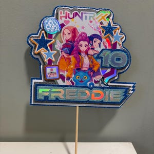 Handmade Kpop Demon Hunter Cake Topper | K-Pop Birthday Party Decor | Anime Inspired Demon Slayer Theme | Custom Name Cake Decoration image 3