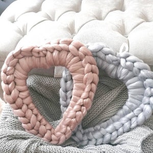 Heart Chunky Knit Wreath Hand knitted yarn wall hanging Teacher gift Birthday Various colours lights optional image 4