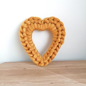 Heart Chunky Knit Wreath Hand knitted yarn wall hanging Teacher gift Birthday Various colours lights optional image 1