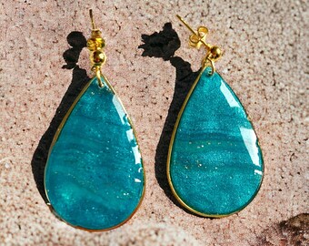 blue drop earrings in marbled clay