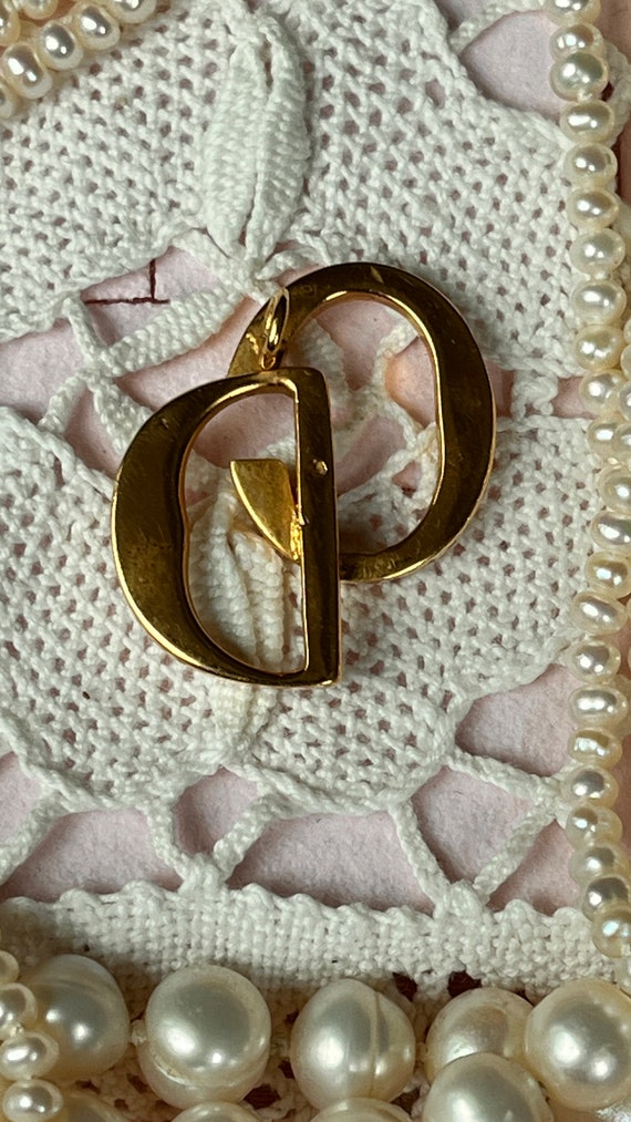 Amazing Christian Dior vintage gold layered CD pe… - image 2