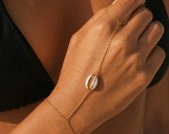 Gold Kauri Muschel Hand Kette, 18K Vergoldet Beachy Hand Kette, Ozean inspiriert Schmuck, Muschel Schmuck, Kauri Muschel Armband