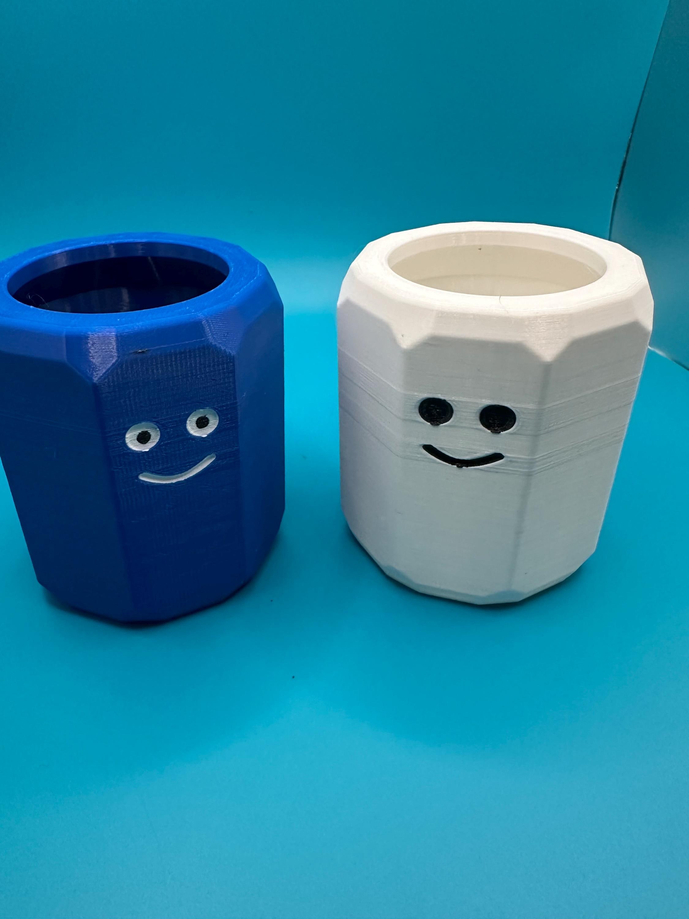Kids Toothbrush Holder With a Smile
