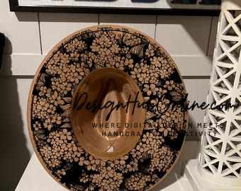 Chapéu de aba larga com design de buquê de primavera - modelo de queima a laser e à mão