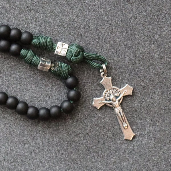 The Hunter | Durable Paracord Rosary with Maltese Crosses in Forest Green
