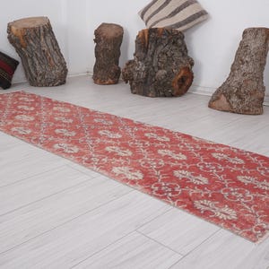 Turkish Runner Rug, 2x8 Runner, Vintage Runner 2x8, Faded Rug,Handmade Wool Rug,Oushak Rug Runner,Vintage Rug 2x8,Neutral Runner,2x8 Rug,445